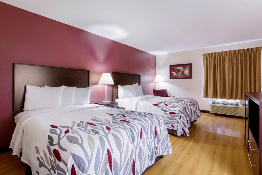 Deluxe Room with Two Double Beds Non-Smoking interior